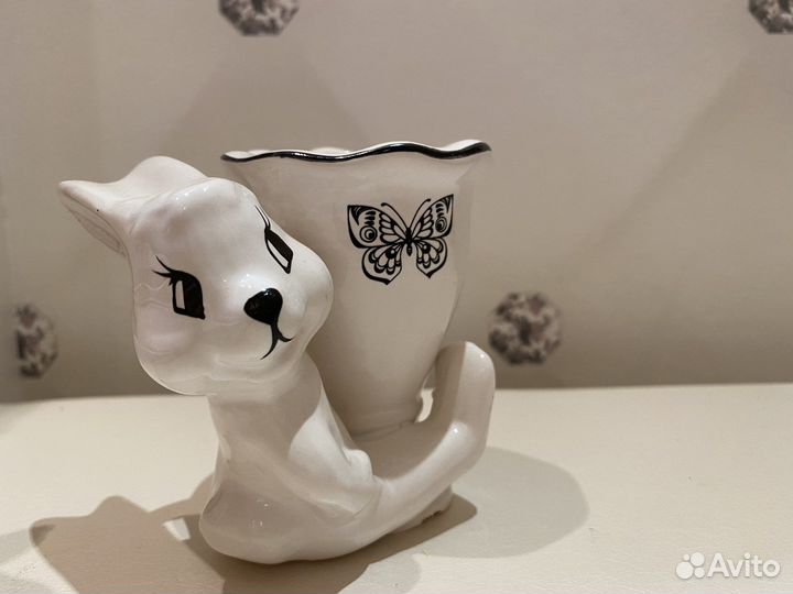 Статуэтка фигурка кролик заяц символ нового года