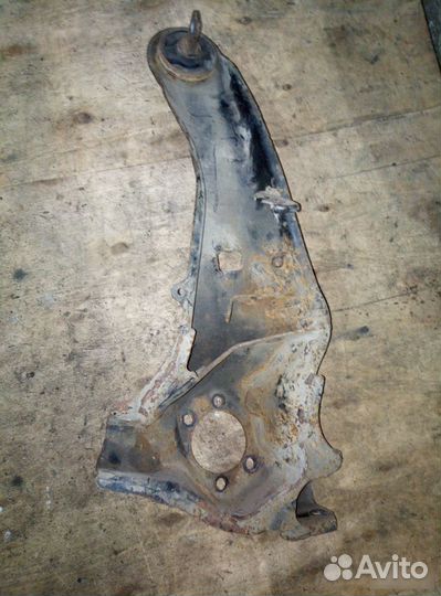 Рычаг продольный задний левый Mitsubishi Lancer 10