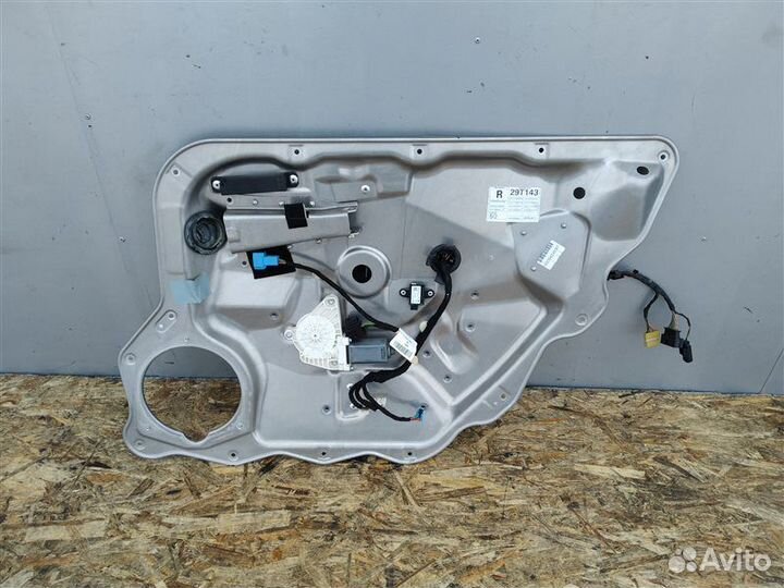 Стеклоподъемник задний правый Mercedes S-Class