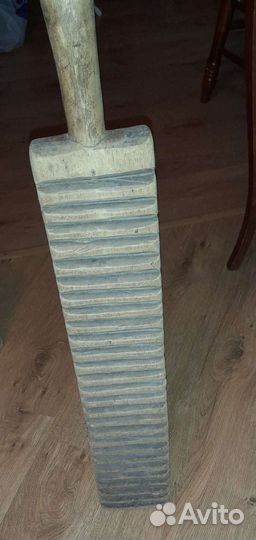 Приспособление старинное для глажения белья