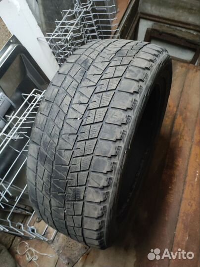 Bridgestone Blizzak DM-V1 265/50 R20
