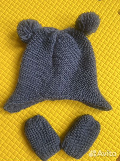 Комплект шапка варежки