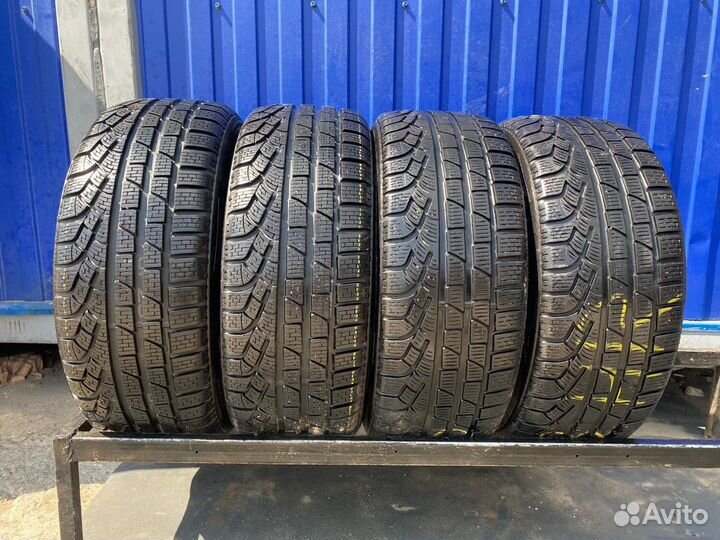 Pirelli Winter Sottozero 210 Serie II 225/45 R17