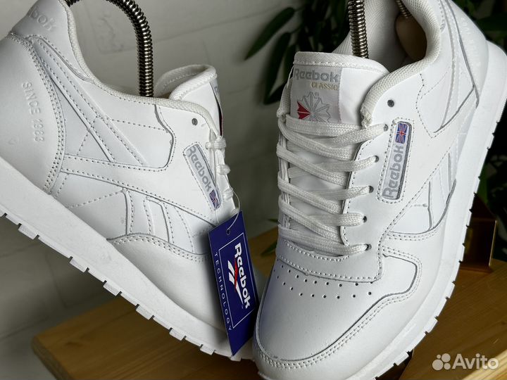 Кроссовки женские Reebok Classic 36-41 белые