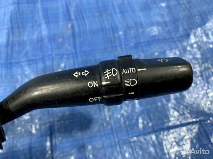 Блок подрулевых переключателей Toyota Mark Ii