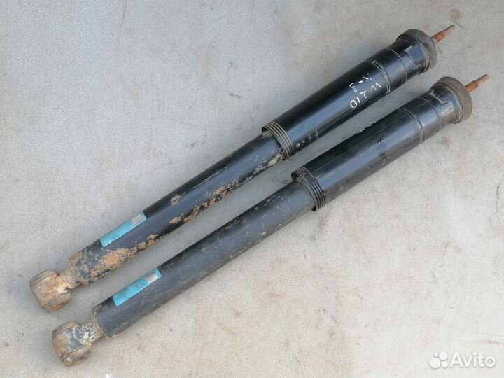 Амортизатор задний Mercedes-Benz E-Class W210