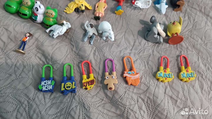 Игрушки из свит боксов и Киндеры