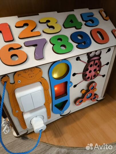 Бизиборд домик со светом большой