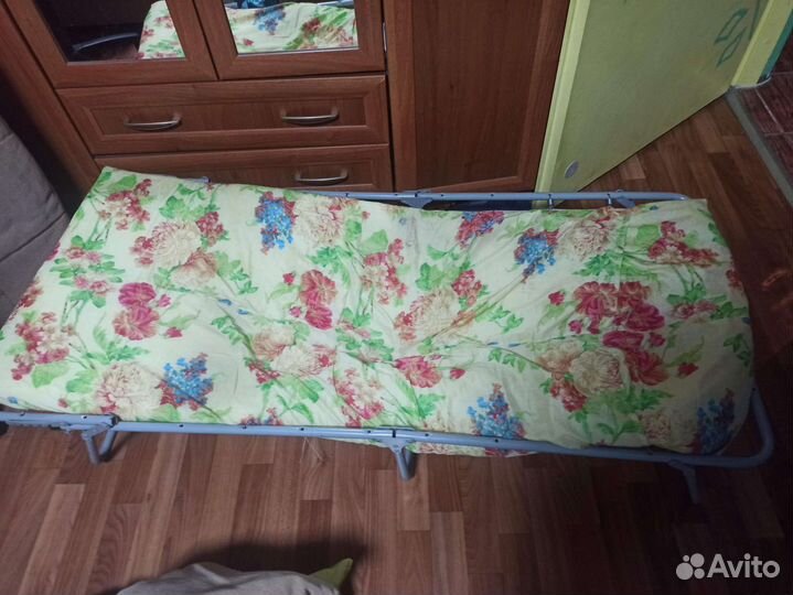 Раскладушка с матрасом детская