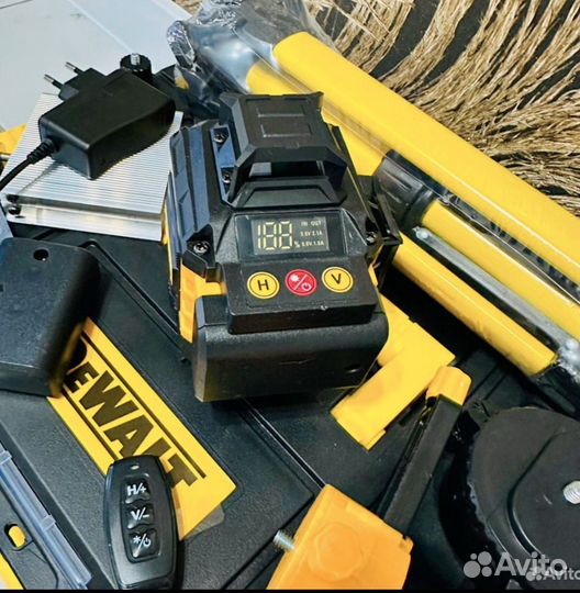 Лазерный уровень dewalt
