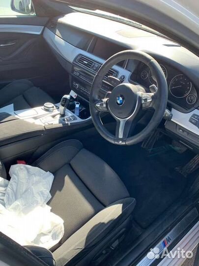 BMW F10 lci 520i в разборе