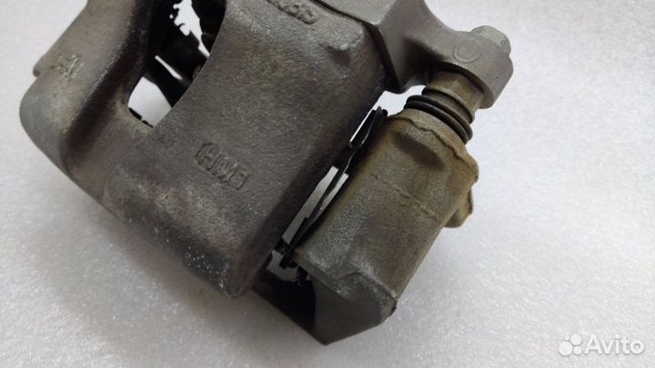 Суппорт тормозной передний правый Kia Optima 4 JF