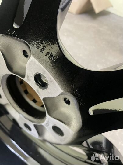 BMW M3 F80 M4 F82 437 стиль диски