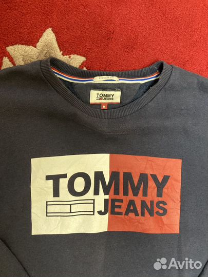 Tommy hilfiger свитшот