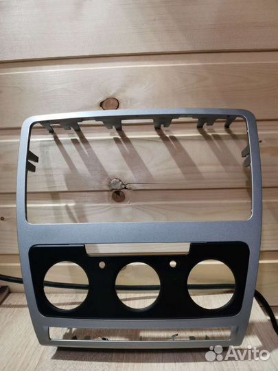 Рамка магнитолы октавия а5 (bolero)