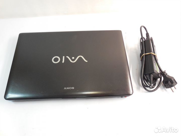 Ноутбук sony vaio model: PCG-71211V