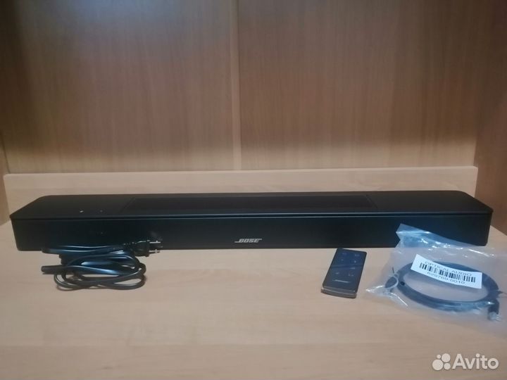 Умная звуковая панель Bose 600