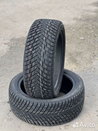 Zmax Winternova Stud II 245/45 R19 96U