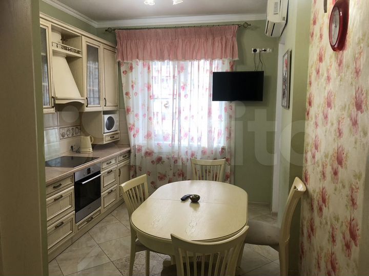 3-к. квартира, 80 м², 4/16 эт.