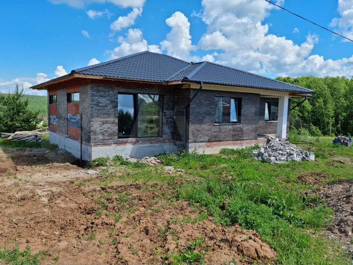 Коттедж 140 м² на участке 10 сот.