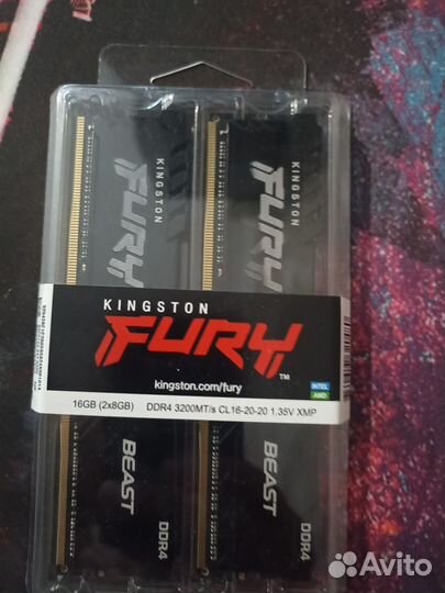 Оперативная память DDR4 в ассортименте