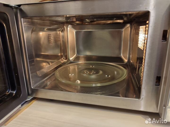 Микроволновая печь