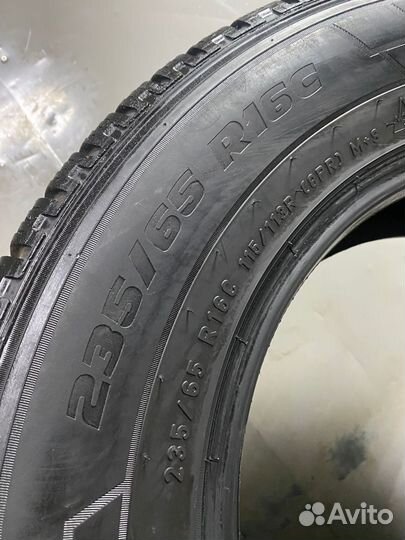 Pirelli Carrier Winter 235/65 R16C