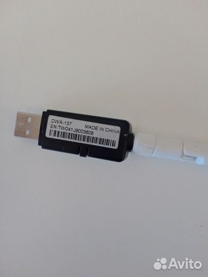 Сетевой адаптер WiFi D-Link DWA-137