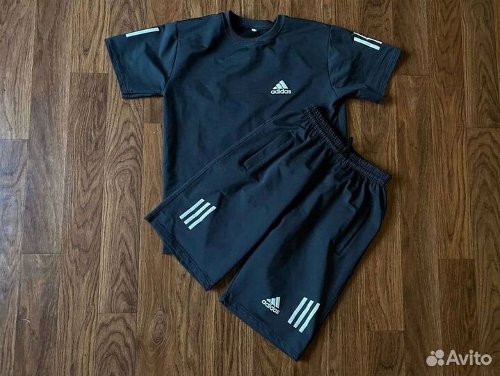 Костюм шорты и футболка Adidas