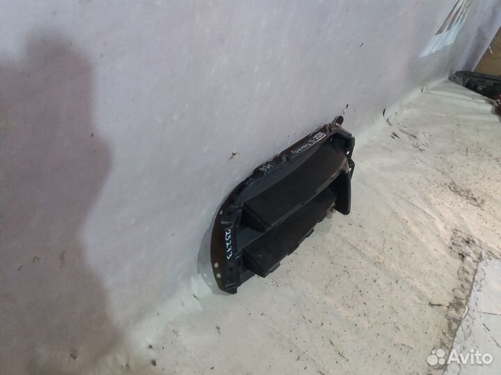 Porsche Panamera 17- Решетка В бампер правая 25273