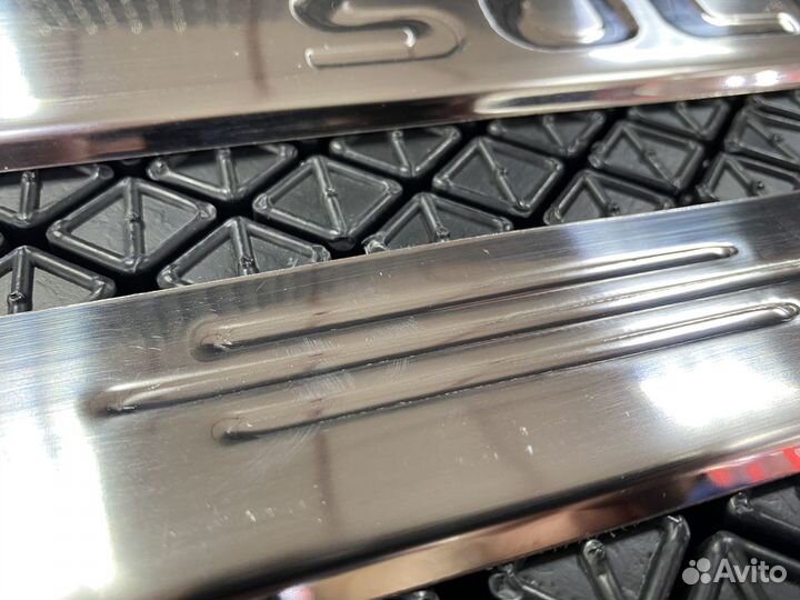 Накладки на пороги салона Hyundai Solaris 2010+