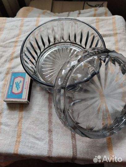 Ваза для фруктов на ножке цветное стекло СССР