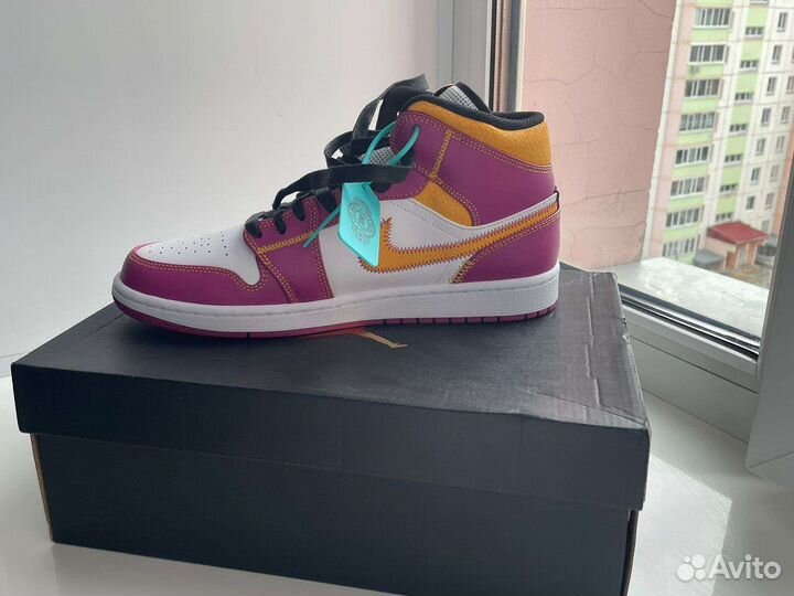 Nike air Jordan 1 mid dod
