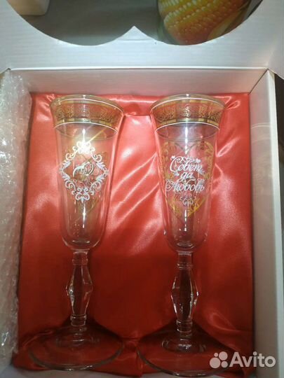 Фужеры на свадьбу. Для молодоженов