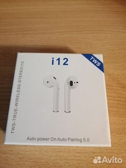 Новые наушники i 12