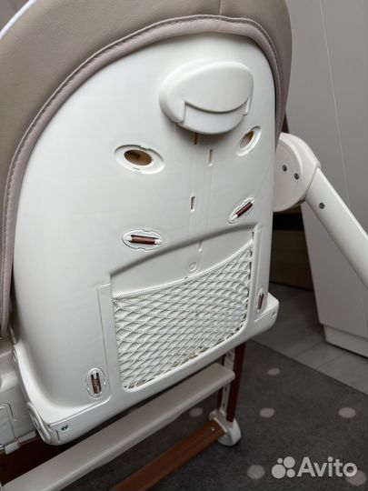 Стульчик для кормления шезлонг с чехлом Happy baby