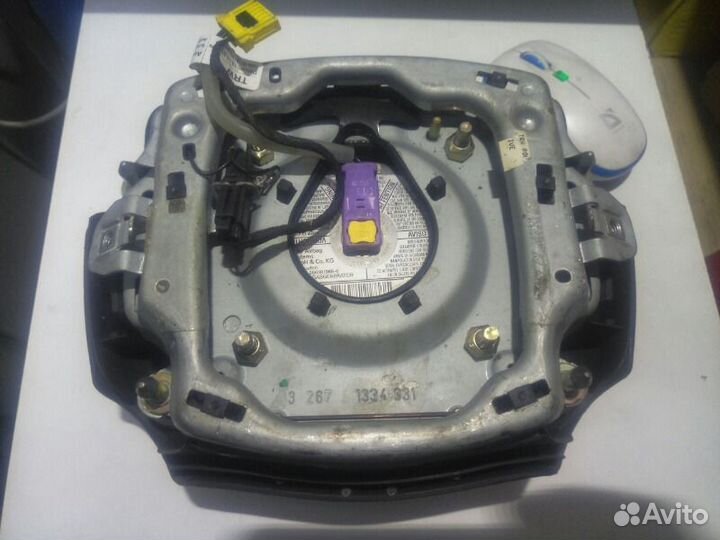 Подушка безопасности в руль Audi A3 8P