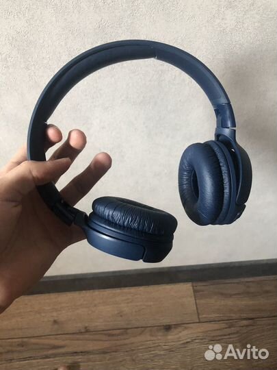 Беспроводные наушники jbl tune 520bt