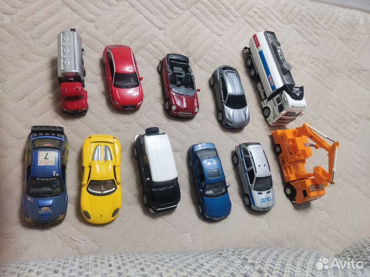 Игрушечные машинки металлические