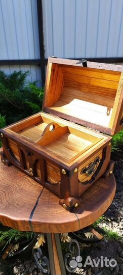 Шкатулка сундучок
