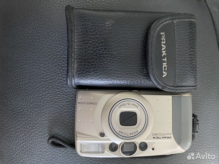 Плёночный фотоаппарат Praktica zoom 700AFD