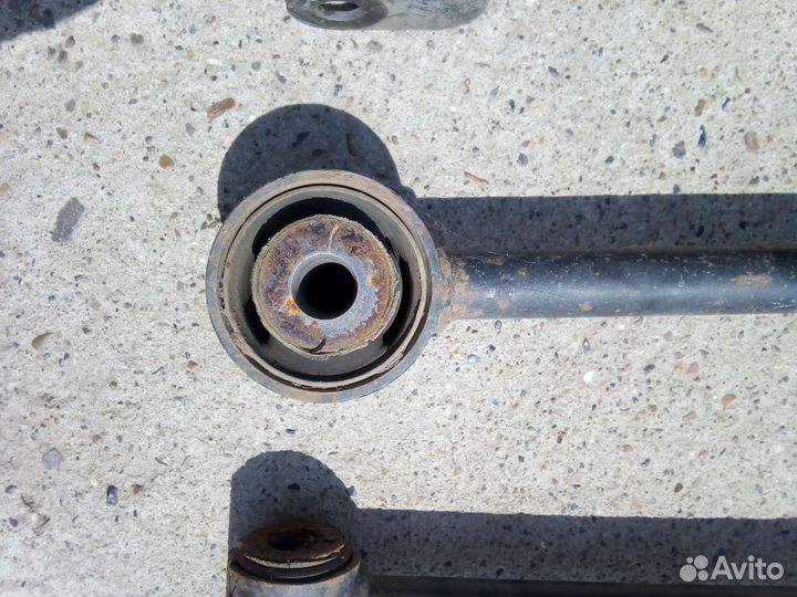 Комплект задних рычагов на Рено Дастер полный прив