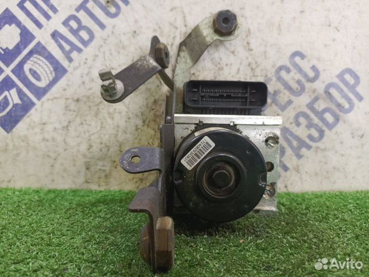 Блок ABS Renault Fluence седан 1.6 K4M V838 2013