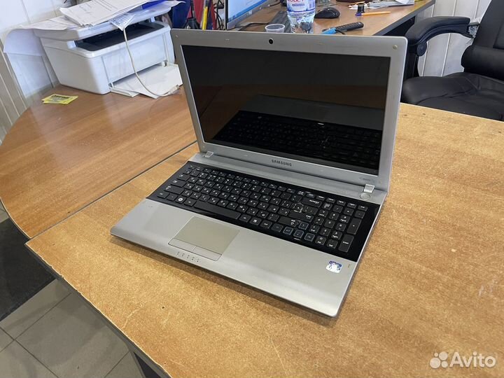 Samsung RV515 AMD E450/6G/256Gb/Radeon HD6400M 1Gb