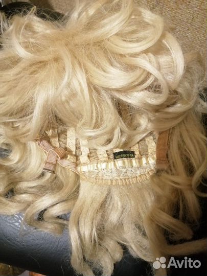 Парик блонд