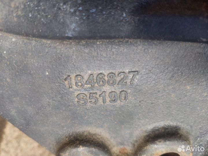 Кронштейн бампера правый Scania