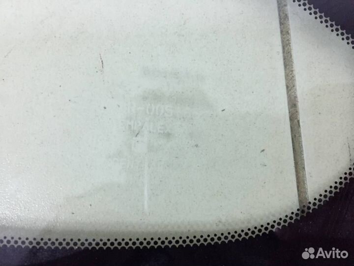 Стекло кузовное глухое левое Nissan Almera 3 G11