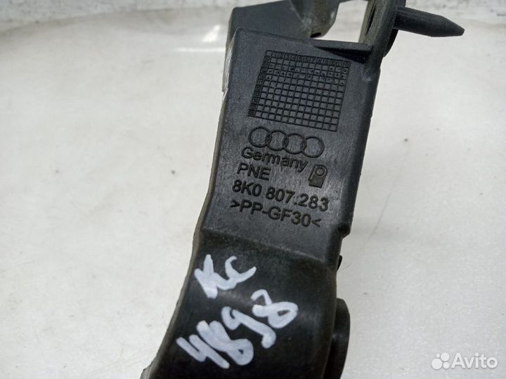 Кронштейн бампера audi A4 B8 Передний левый