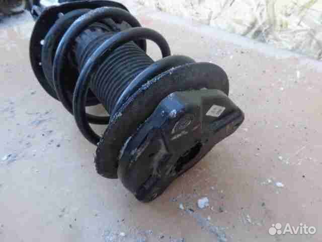 Амортизатор передний R Mercedes C-klasse W204 2043