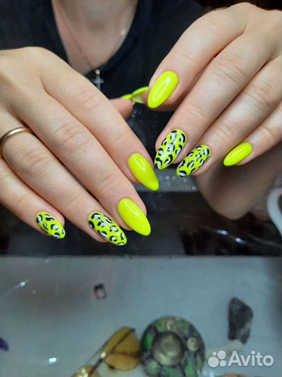 Маникюр.Капсулирование,снятие волос.Наращив ресниц